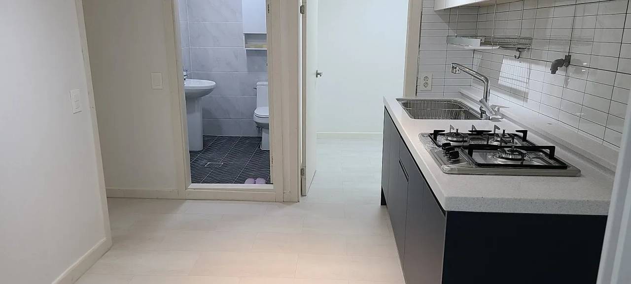 Michuhol-gu, Incheon ONEROOM $308