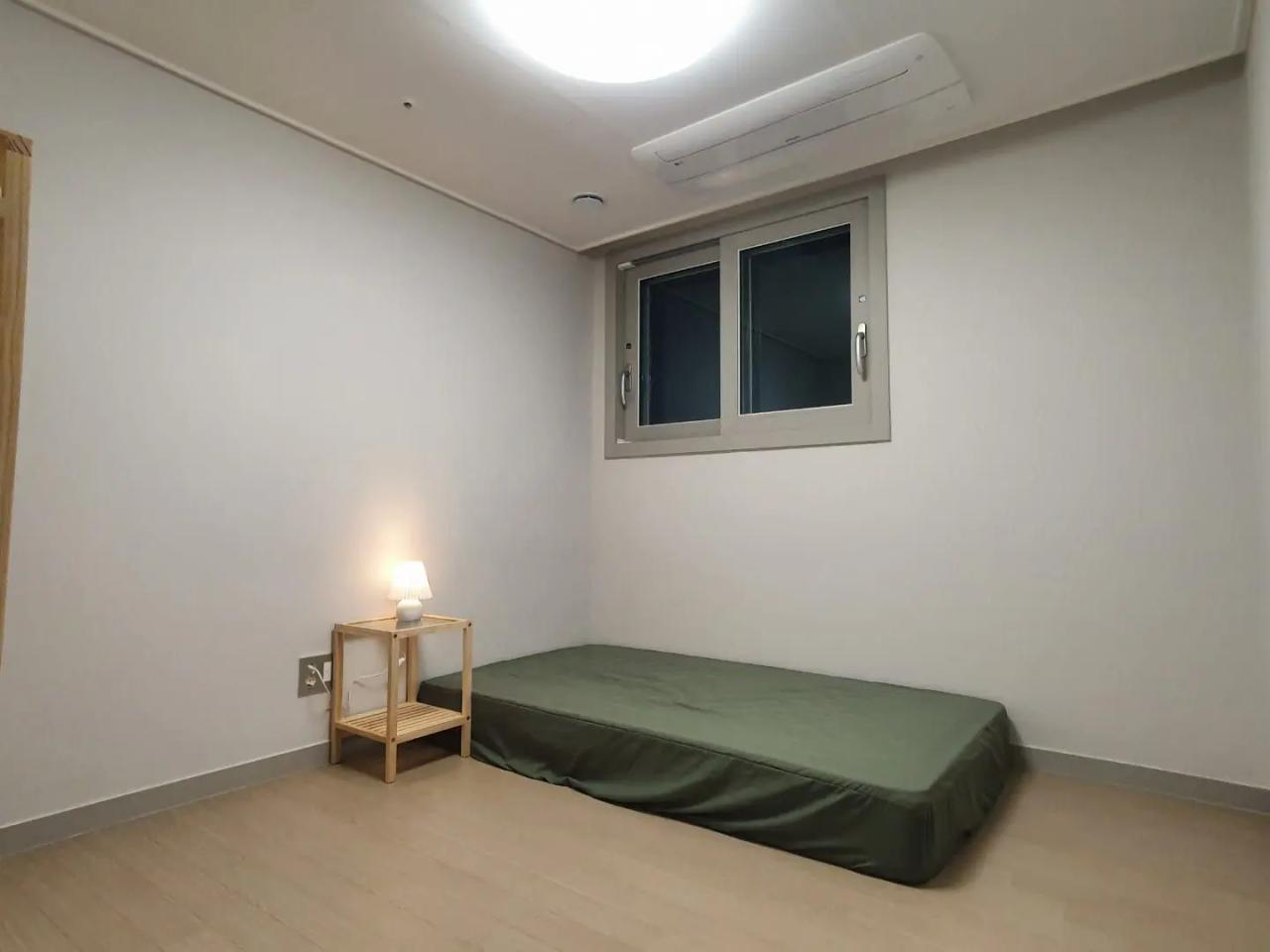 Room image 2