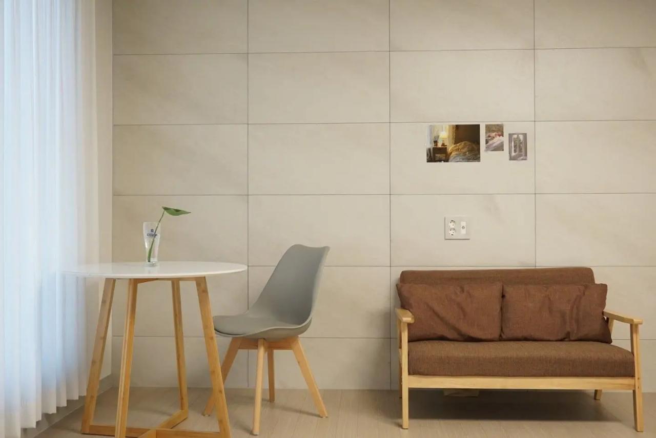 Room image 7