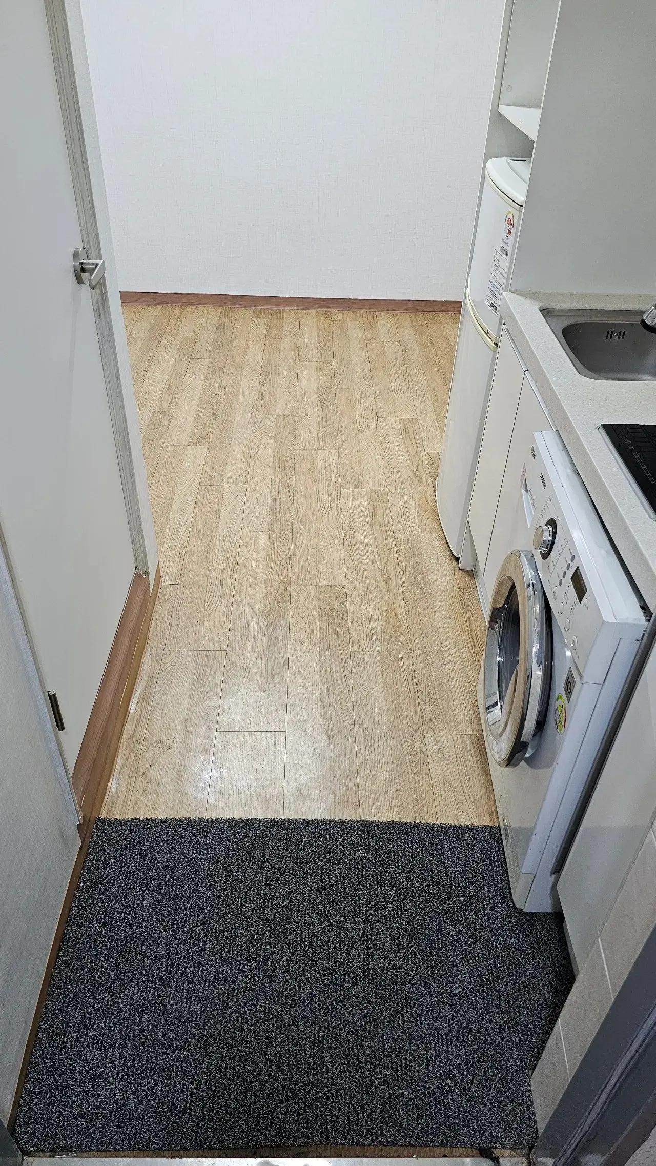 Room image 9