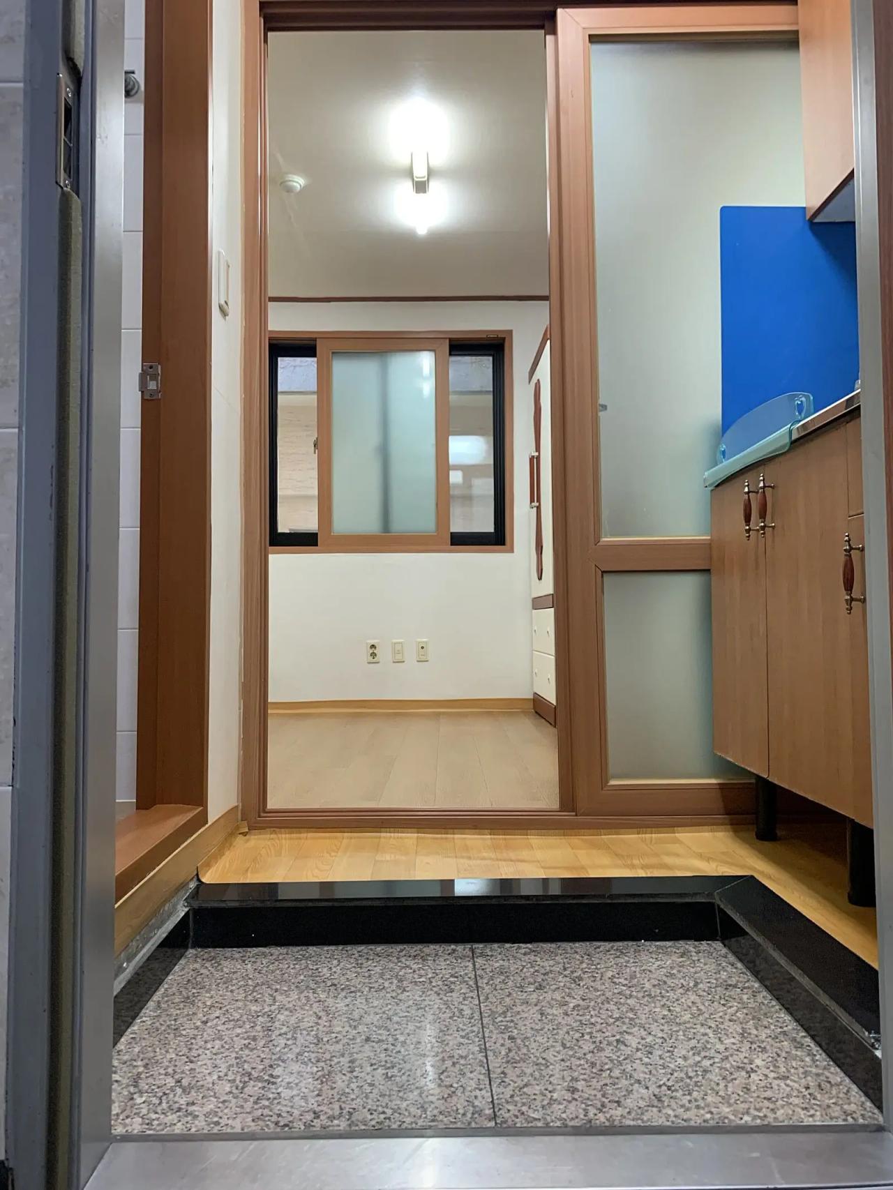 Room image 6