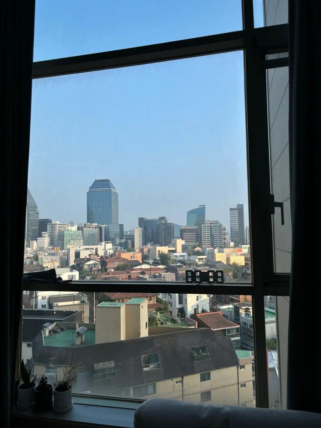 Room image 6