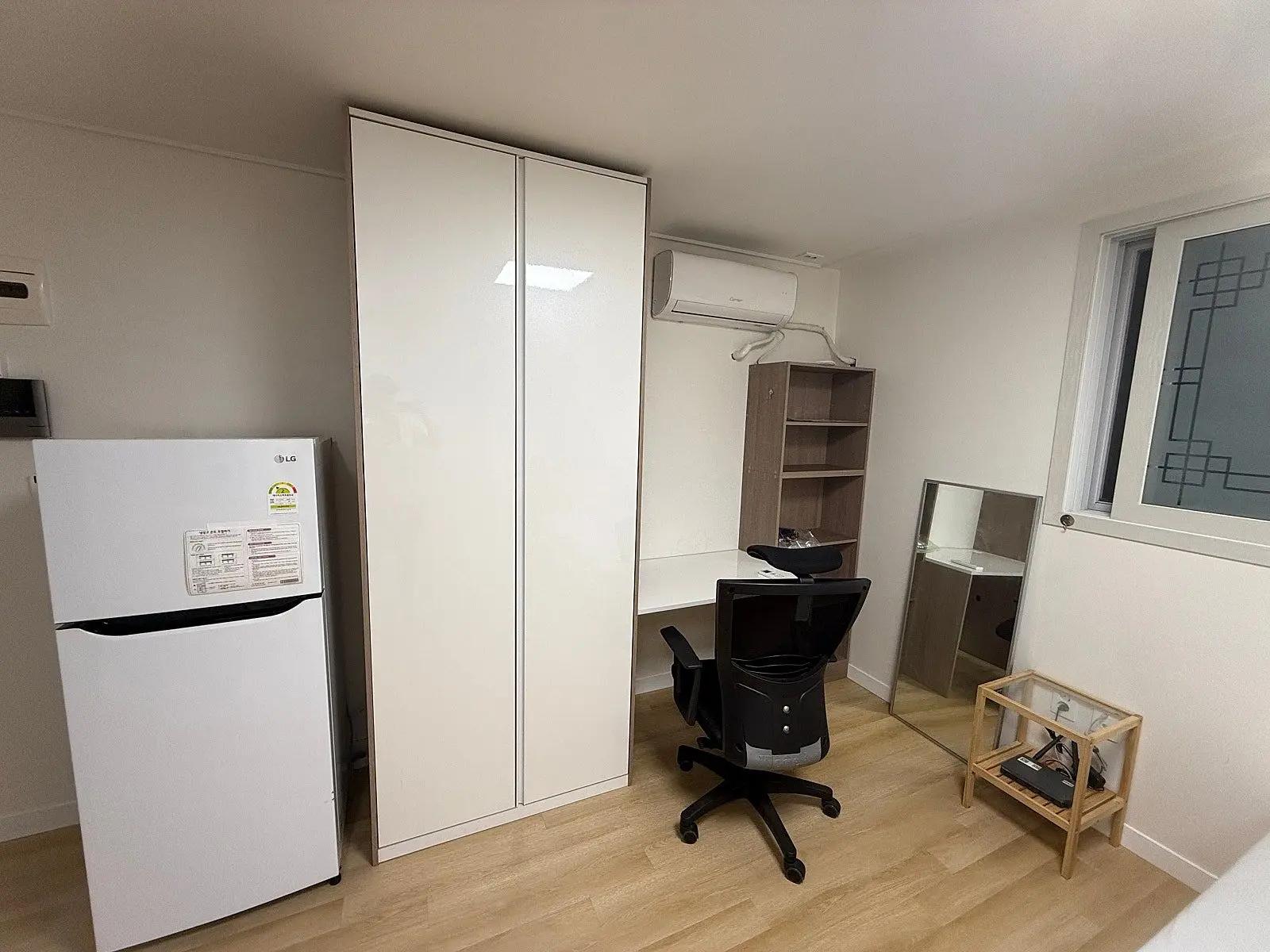 Room image3
