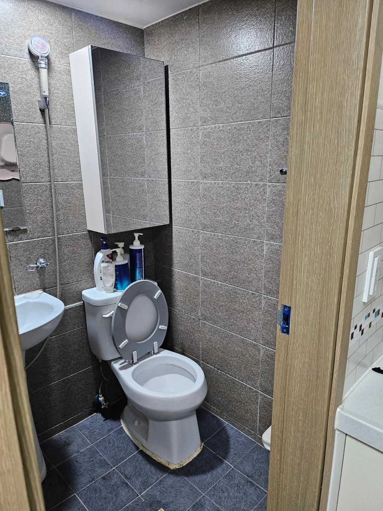 Room image3