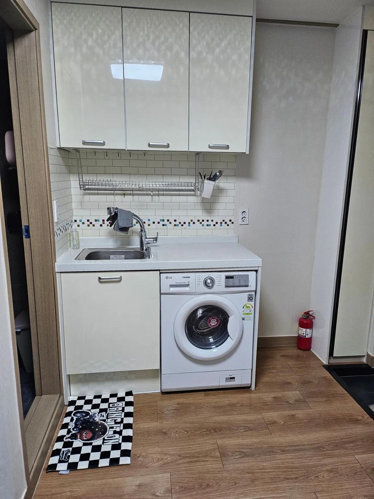 Room image4
