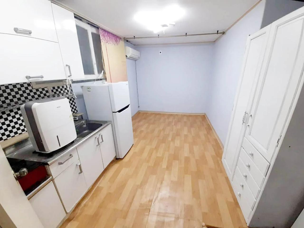 Room image 2