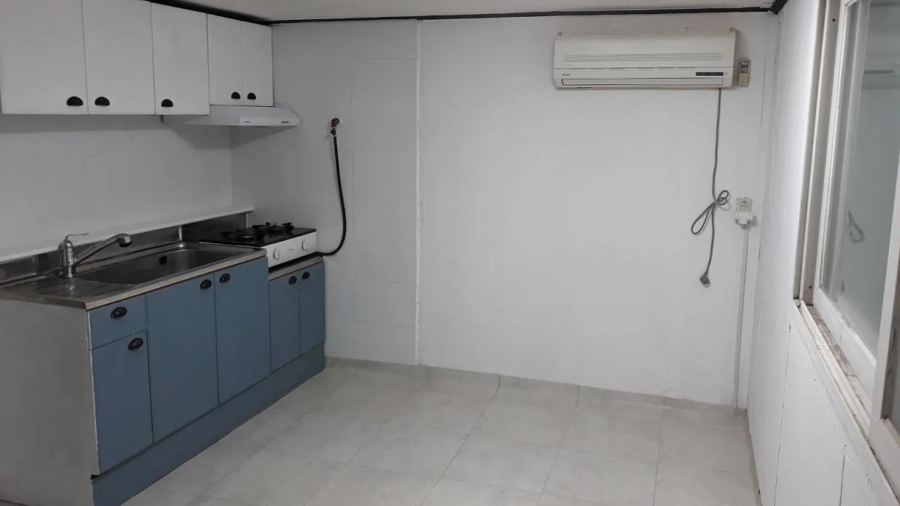 Room image 6