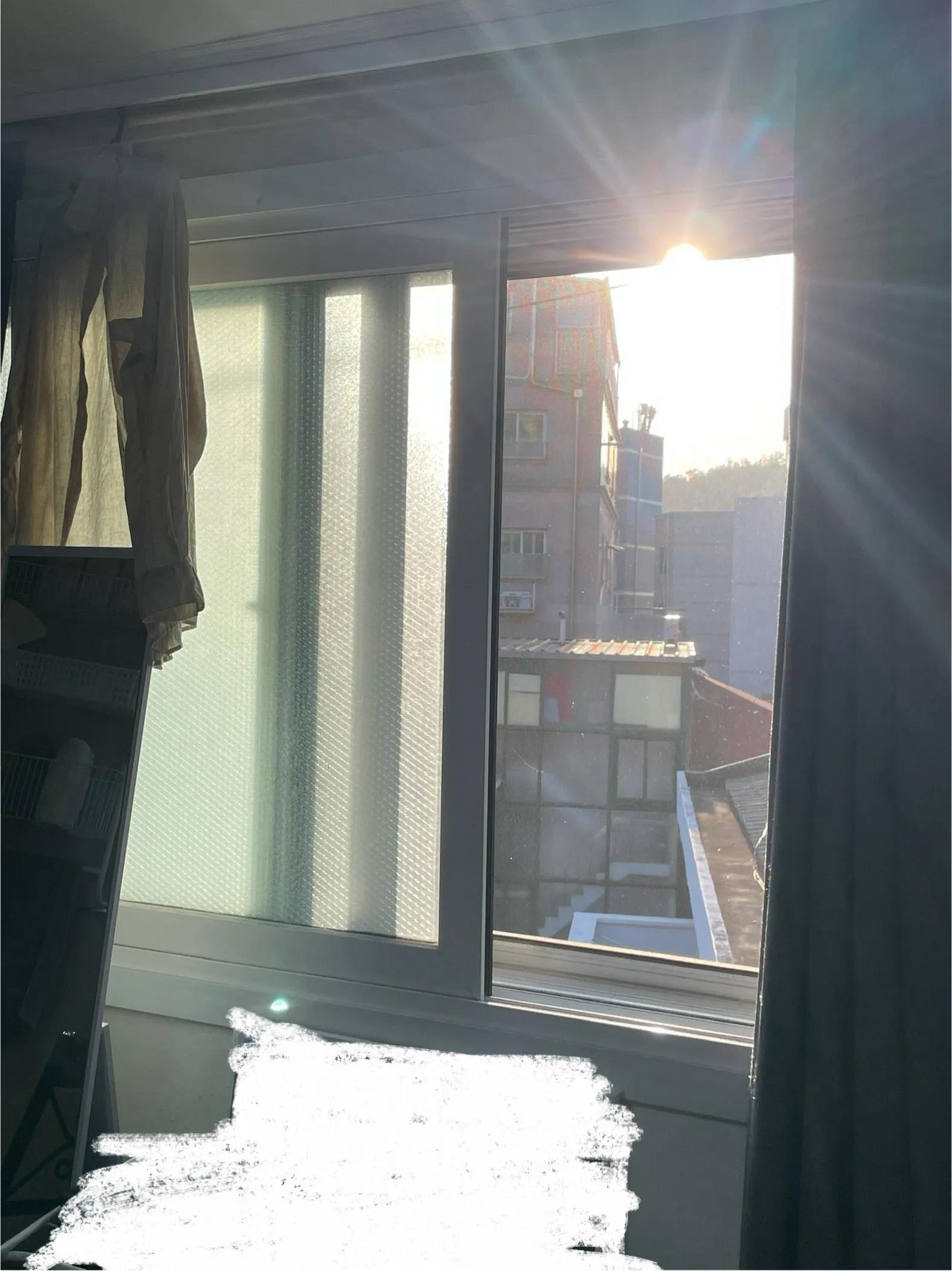 Room image8