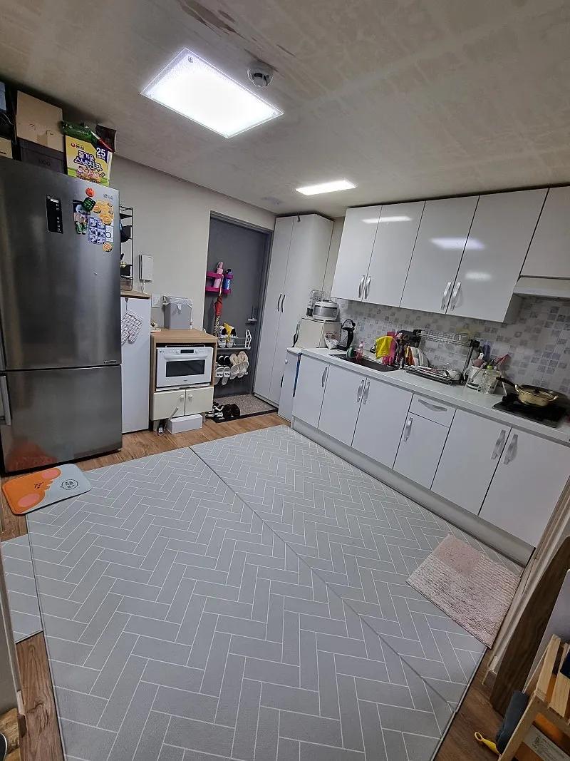 Room image 1