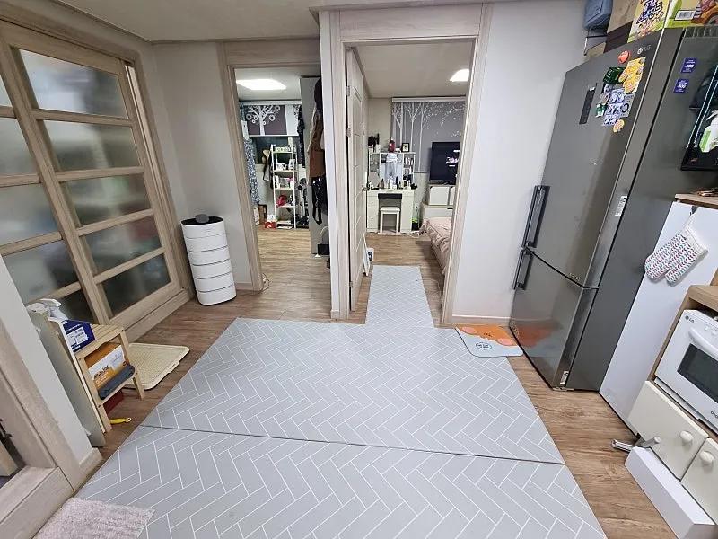 Room image 8