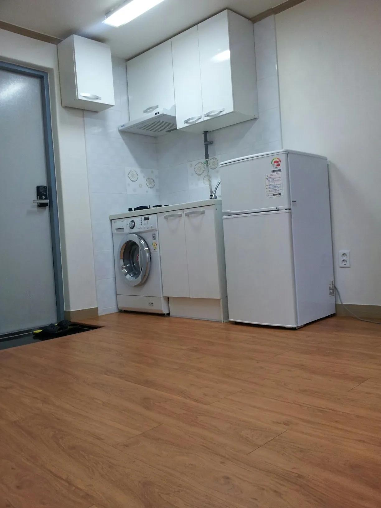 Room image 7