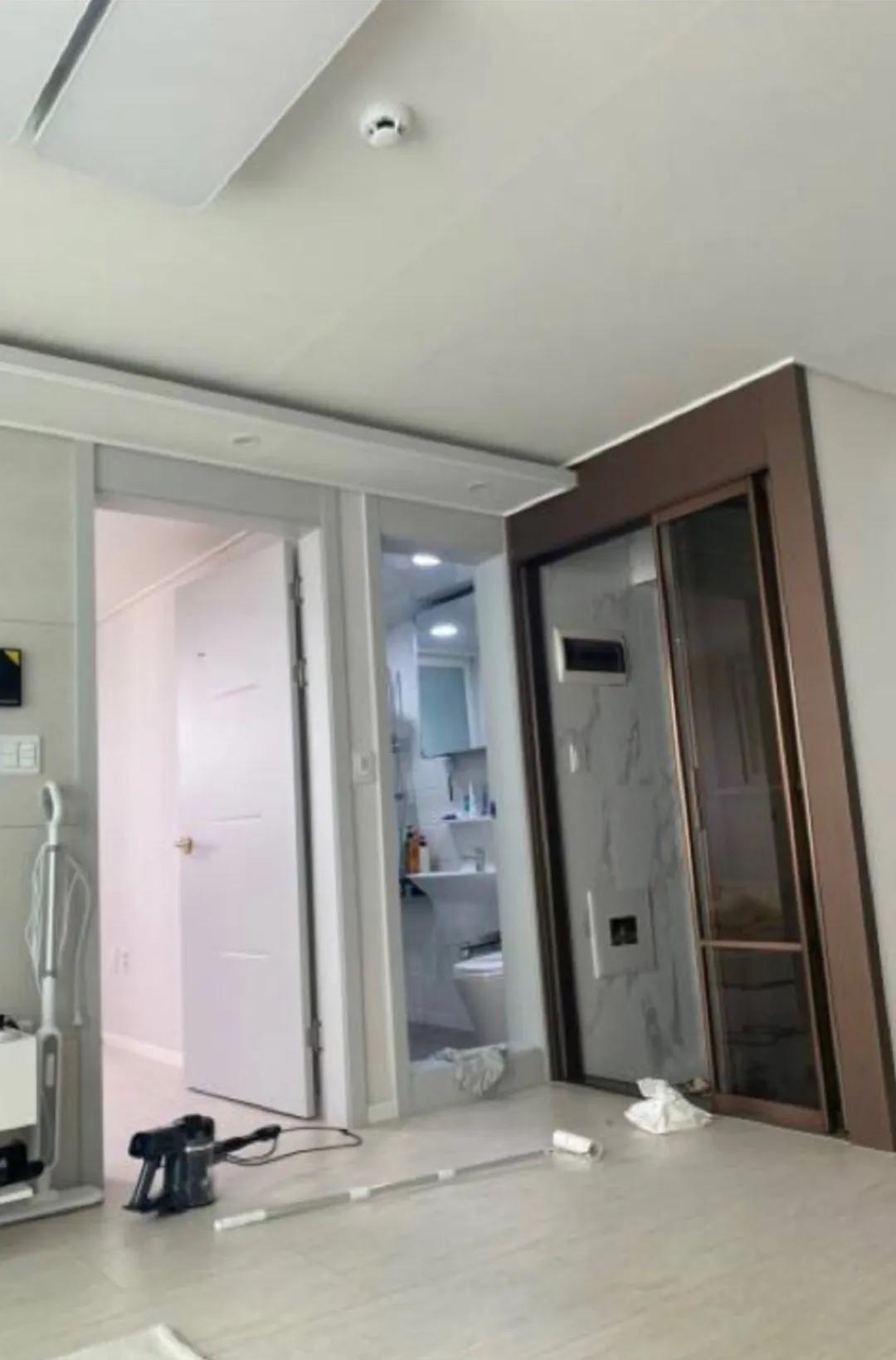 Room image 3