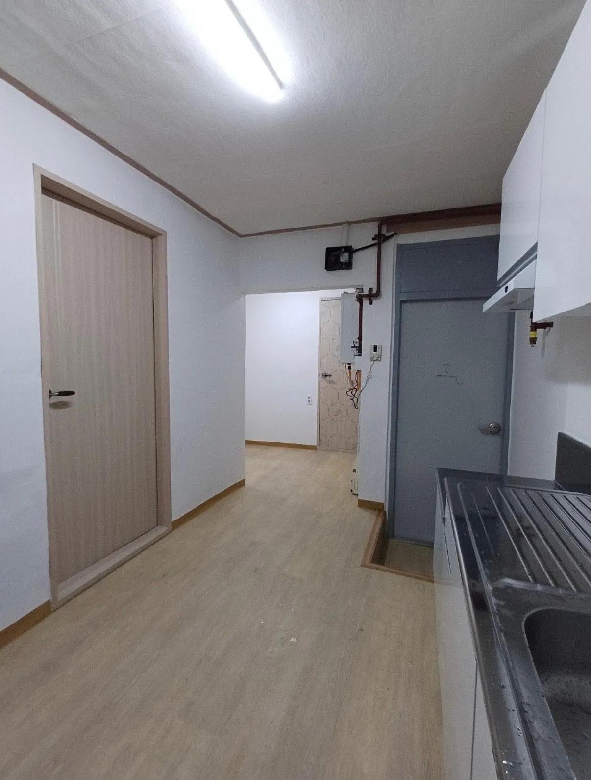 Room image 5