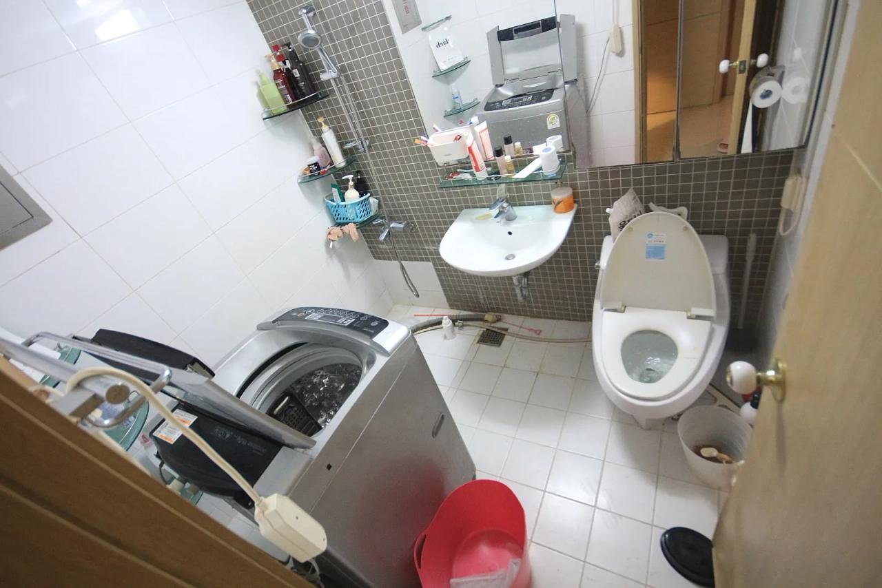 Room image 2