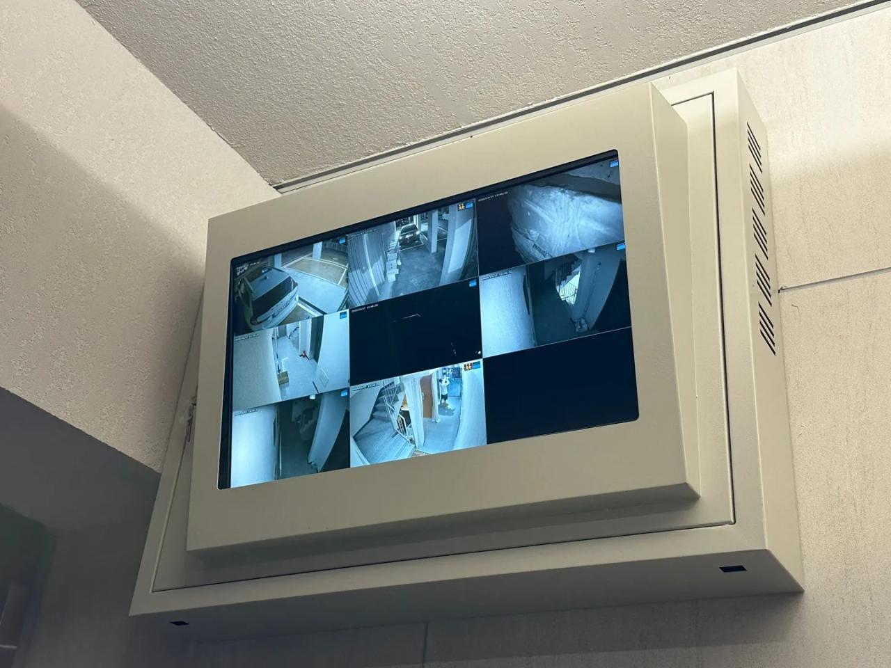 Room image 18