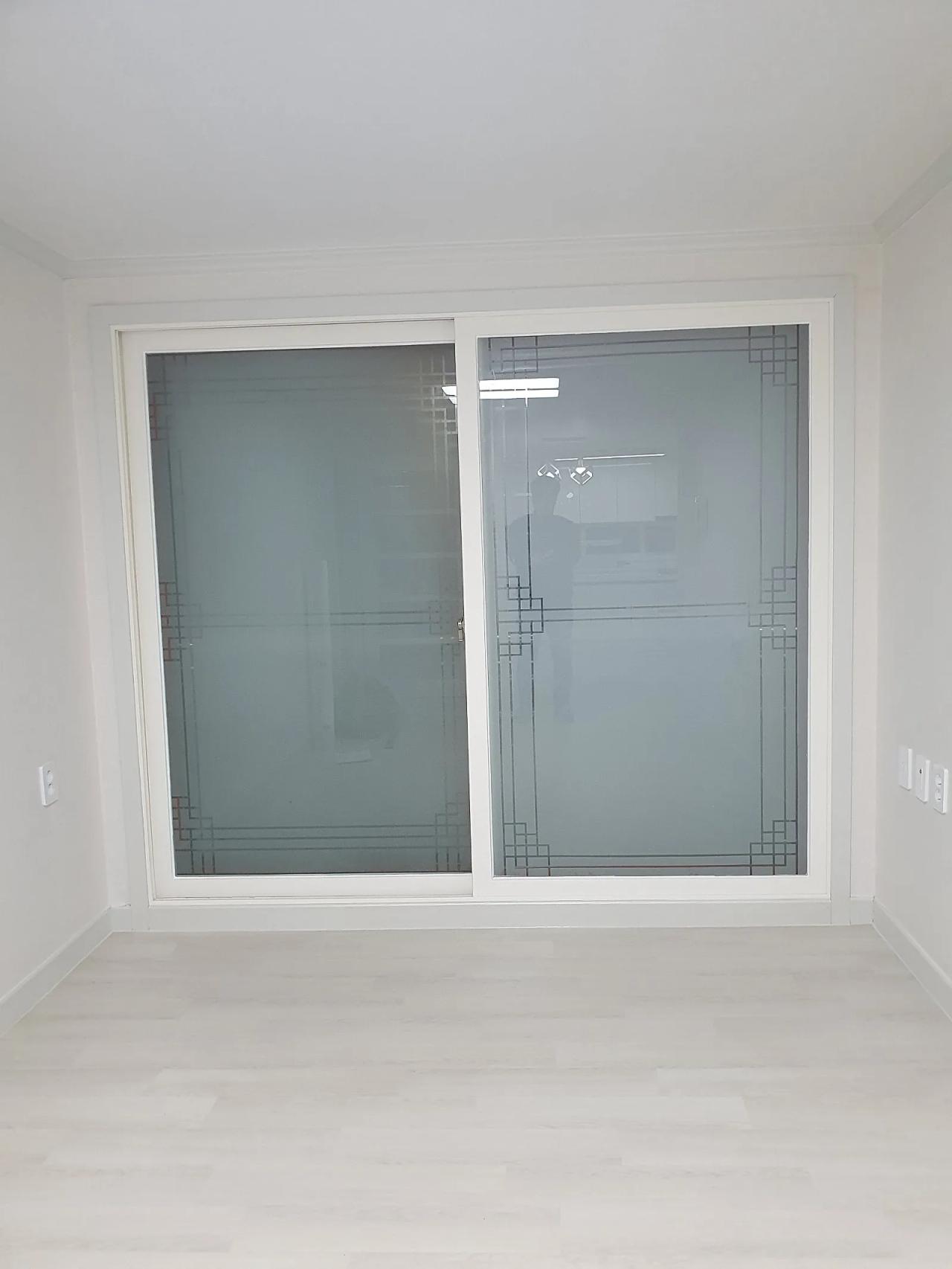 Room image 3