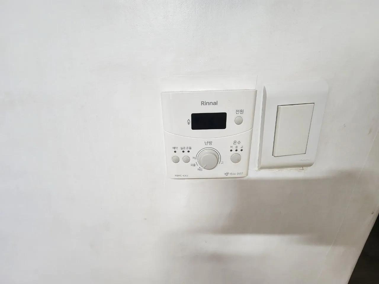 Room image9