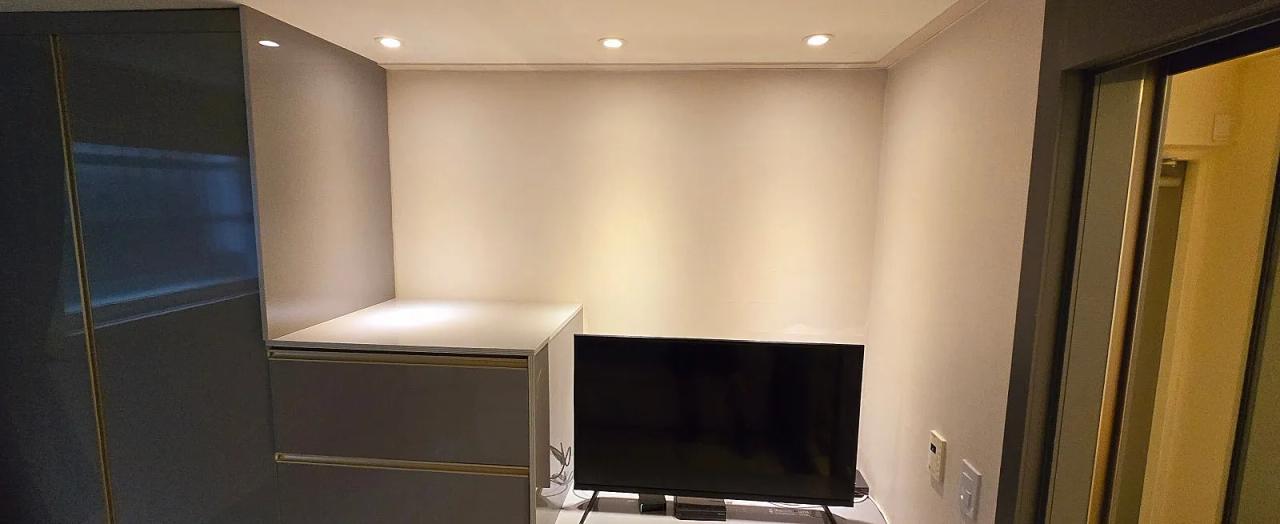 Room image 6