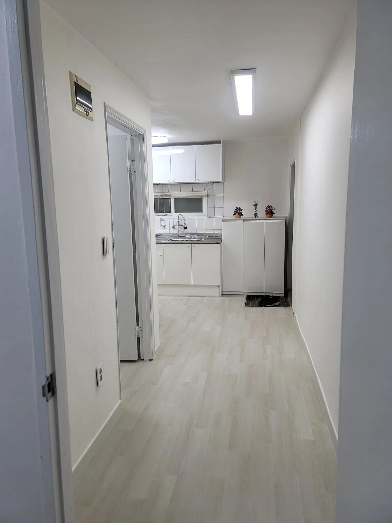 Room image 2
