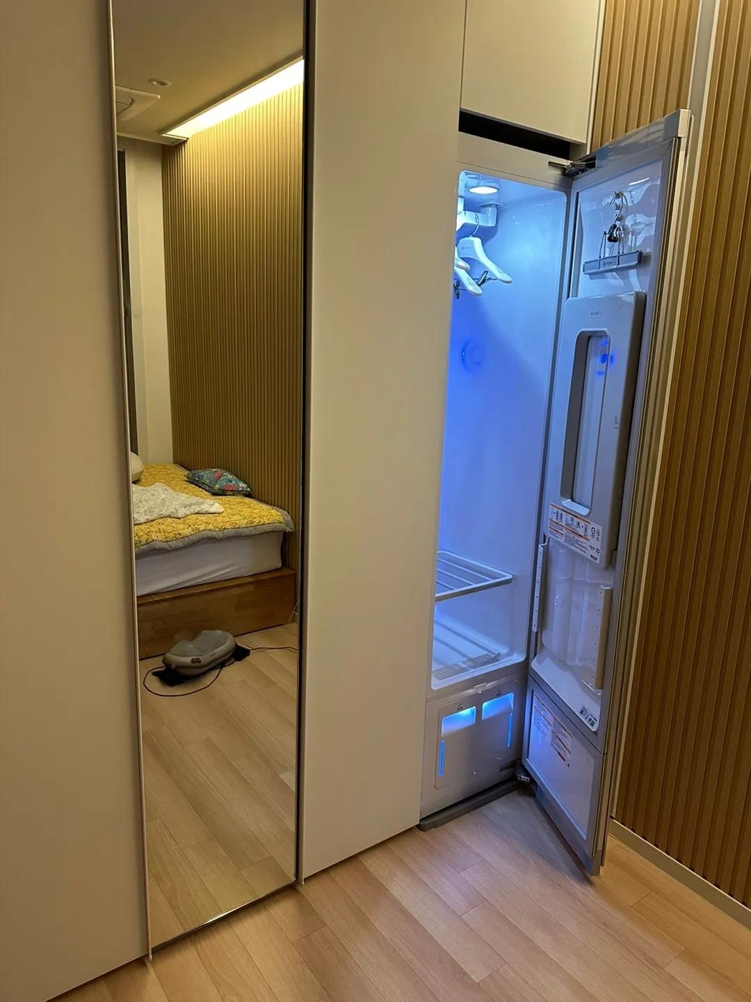 Room image 3