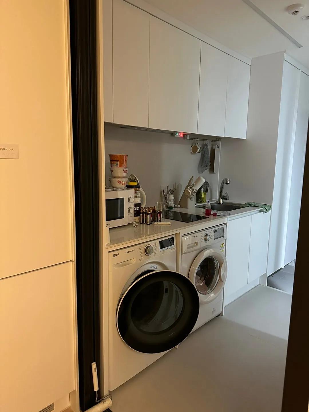 Room image 15