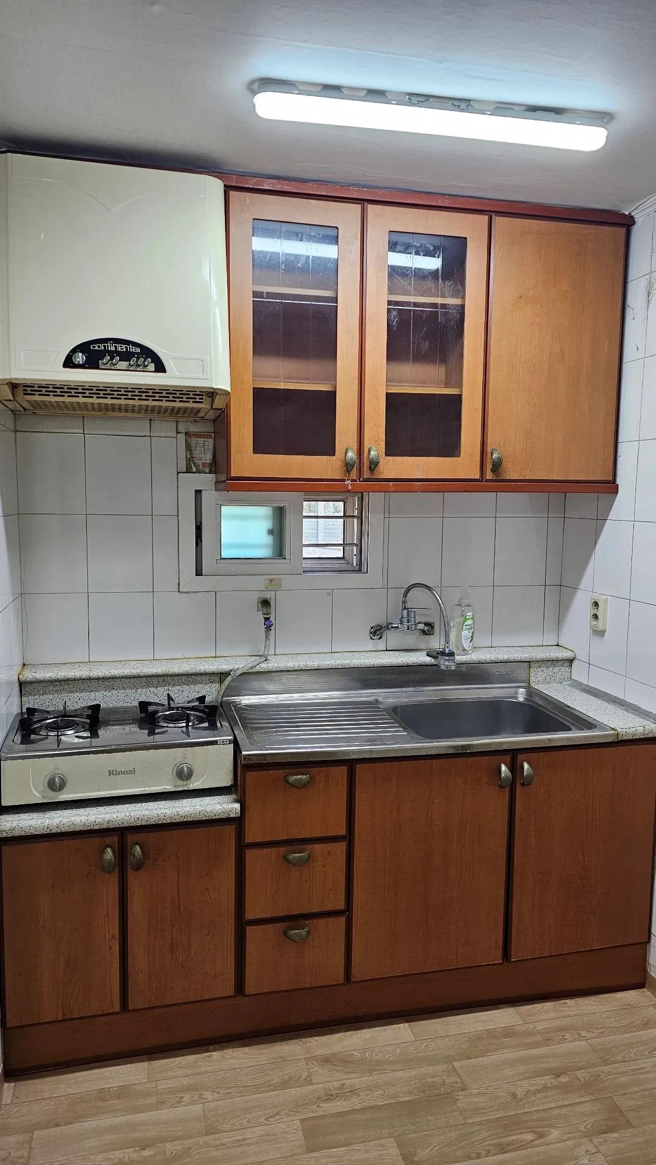 Room image 2