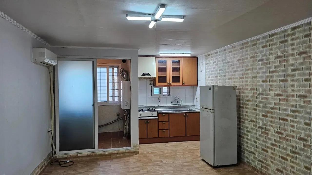 Room image 7