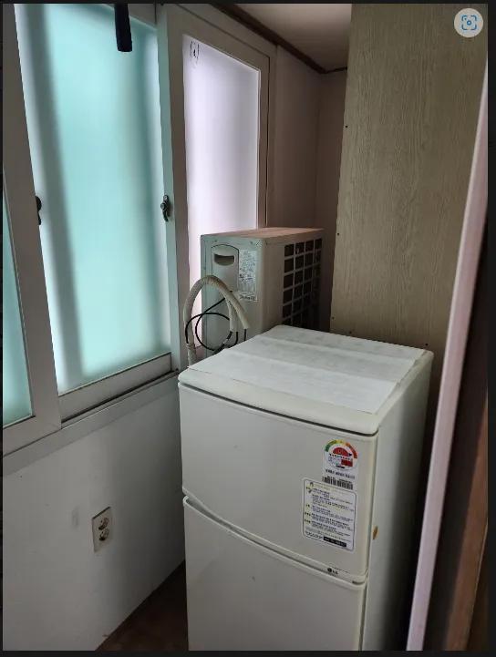 Room image 6