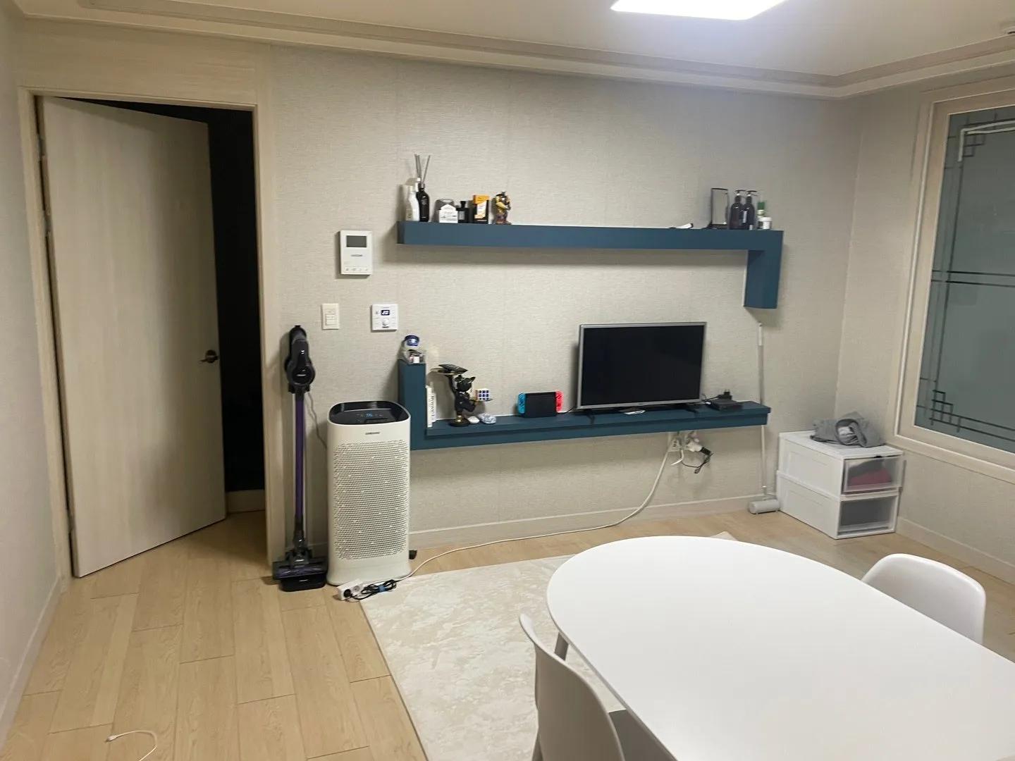 Room image1