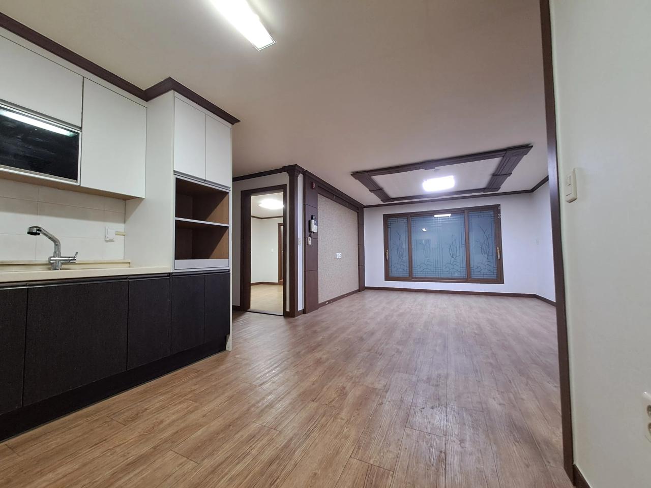 Room image 5