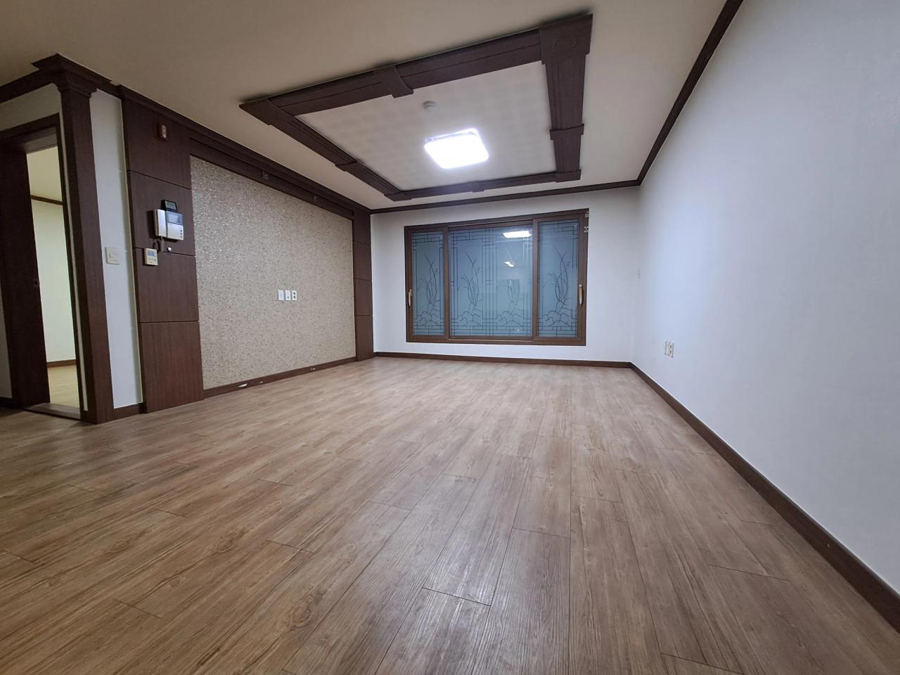 Room image 6