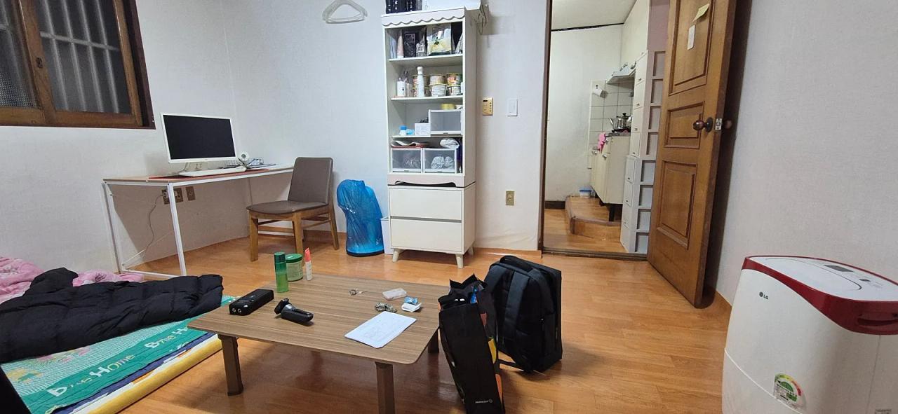 Room image 5