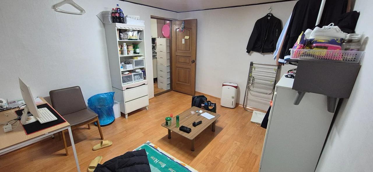Room image 13