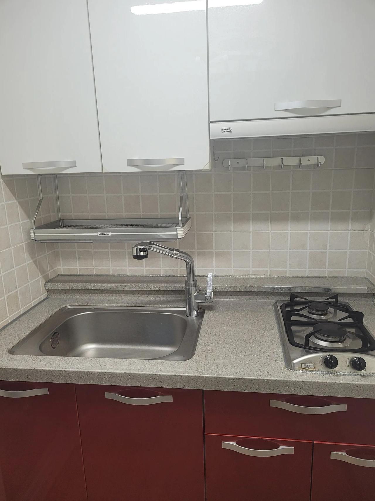 Room image 1