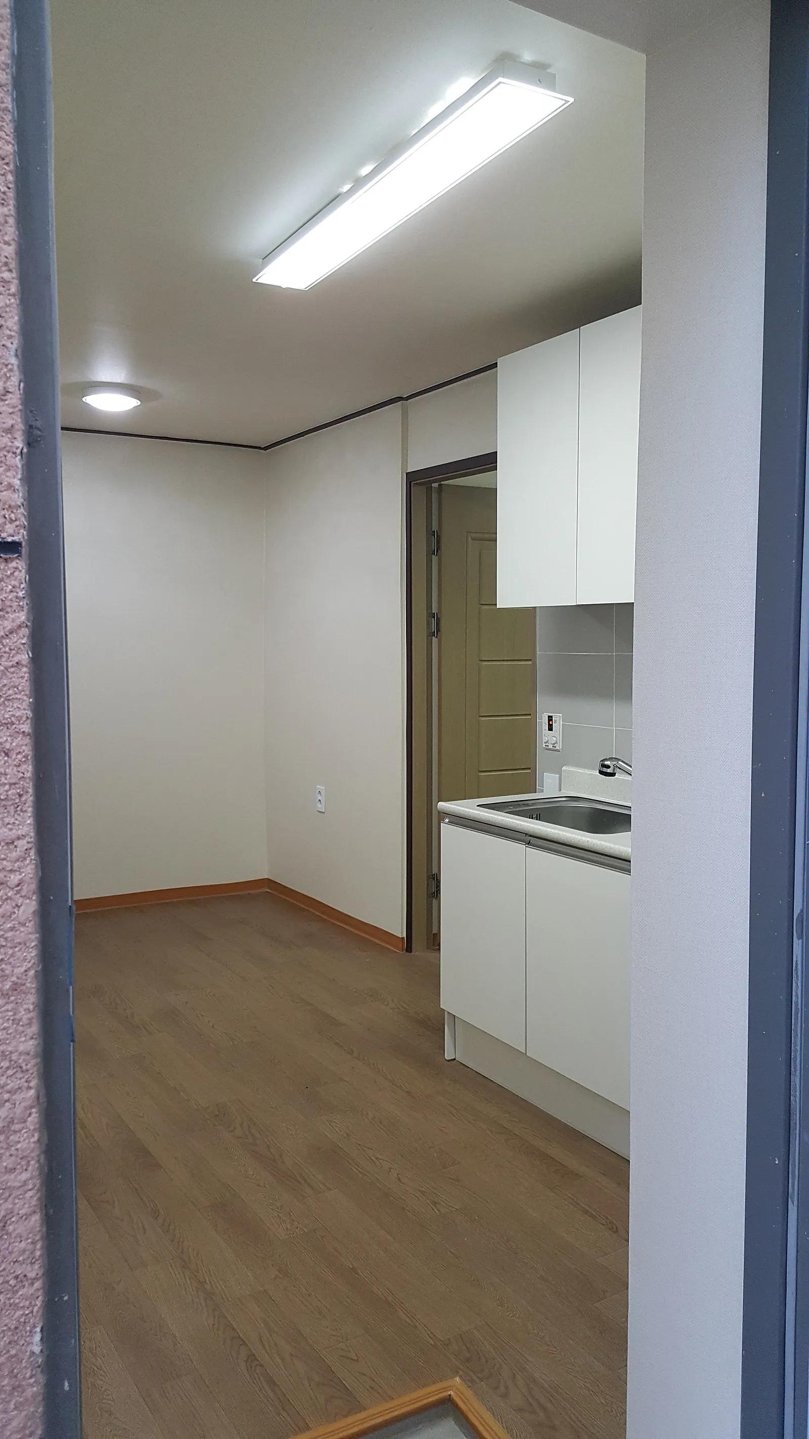 Room image5