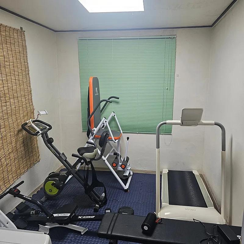 Room image 6