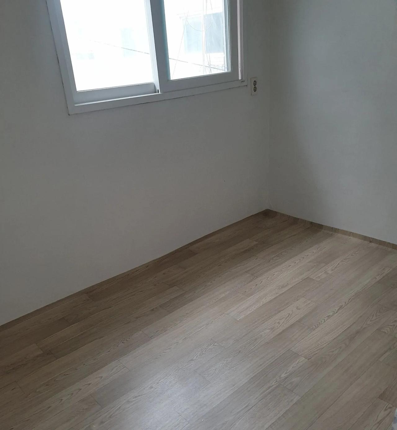 Room image 6