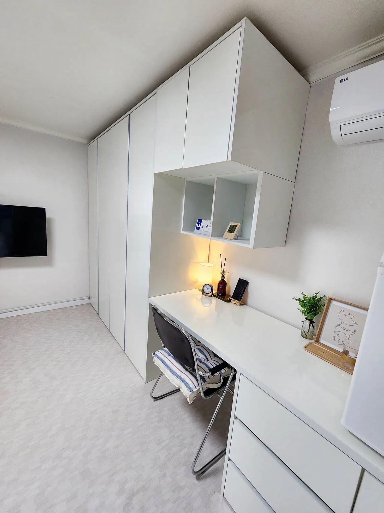 Room image 13