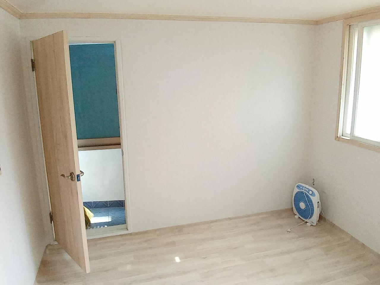Room image 2