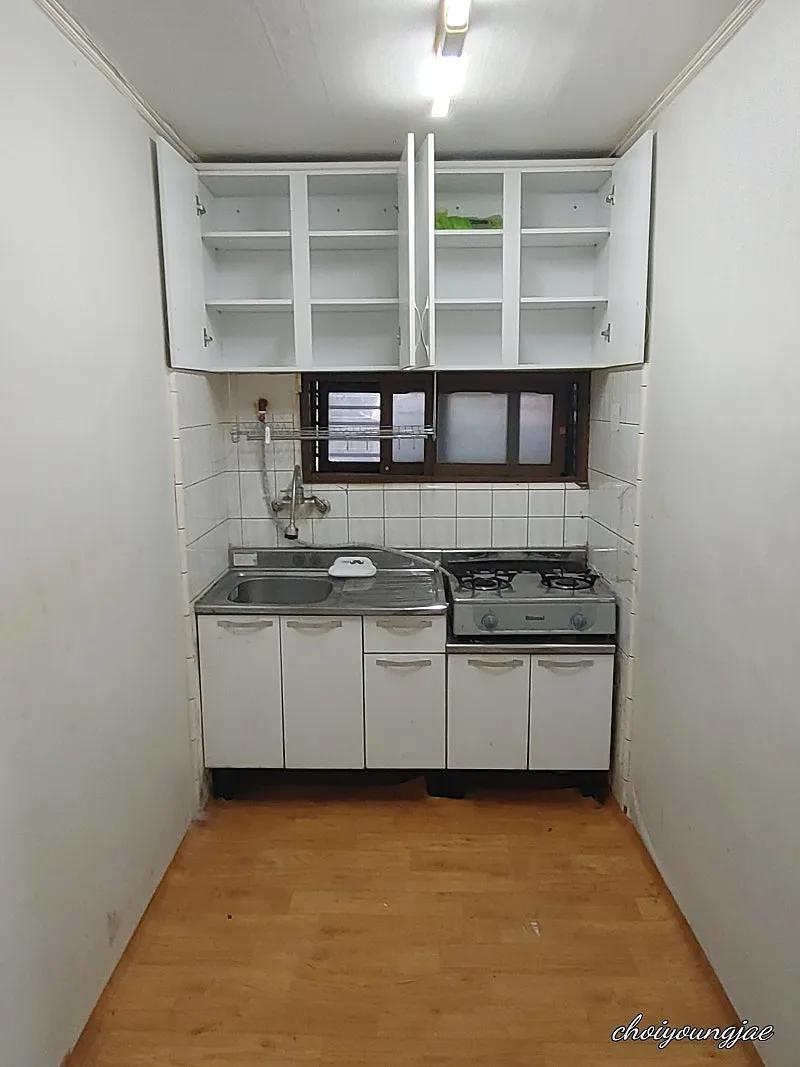 Room image 3