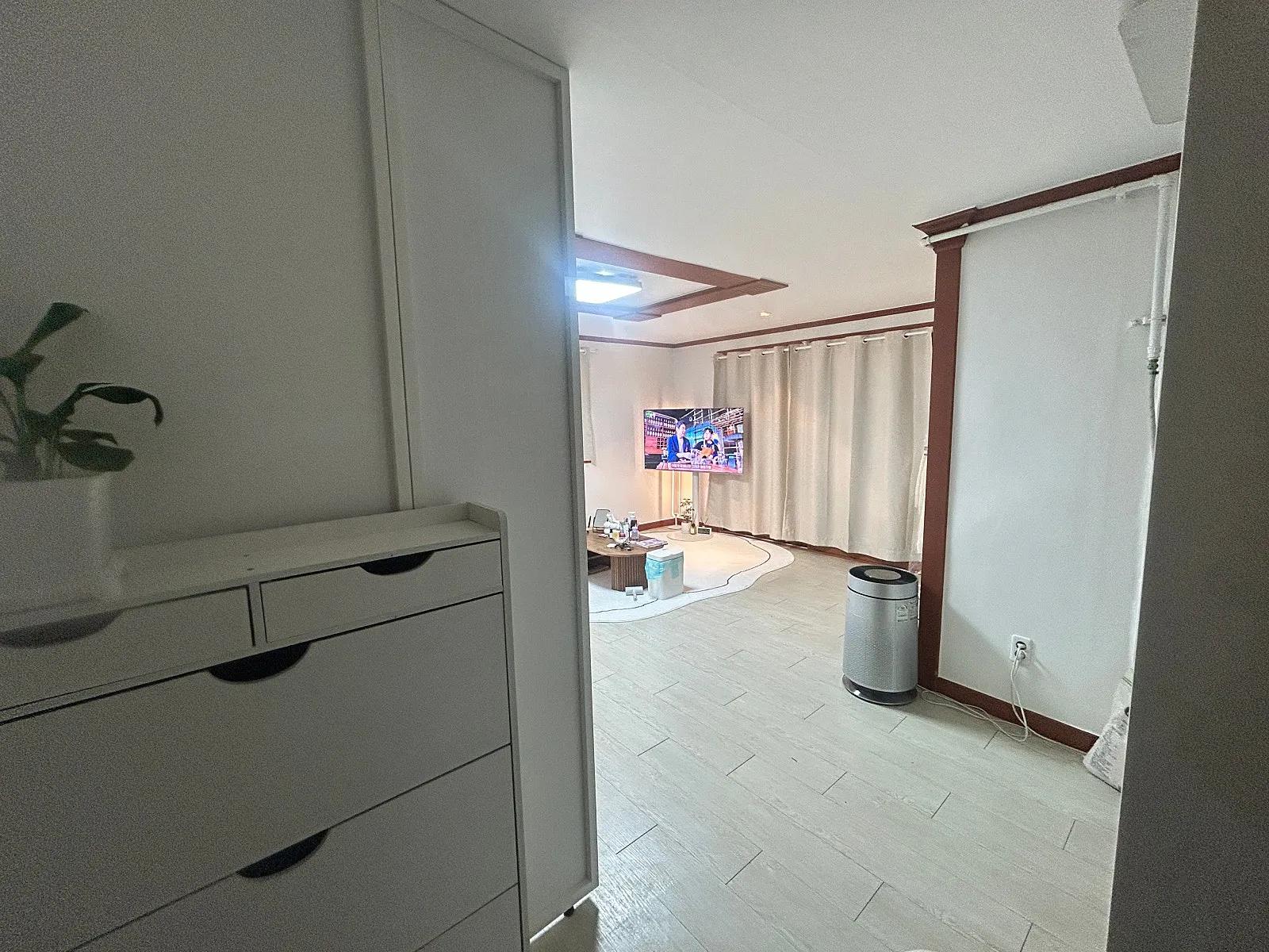 Room image1