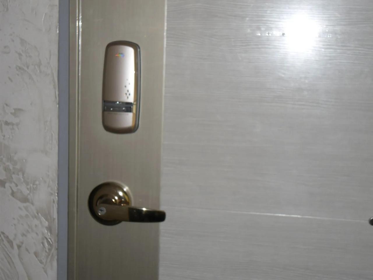 Room image 7