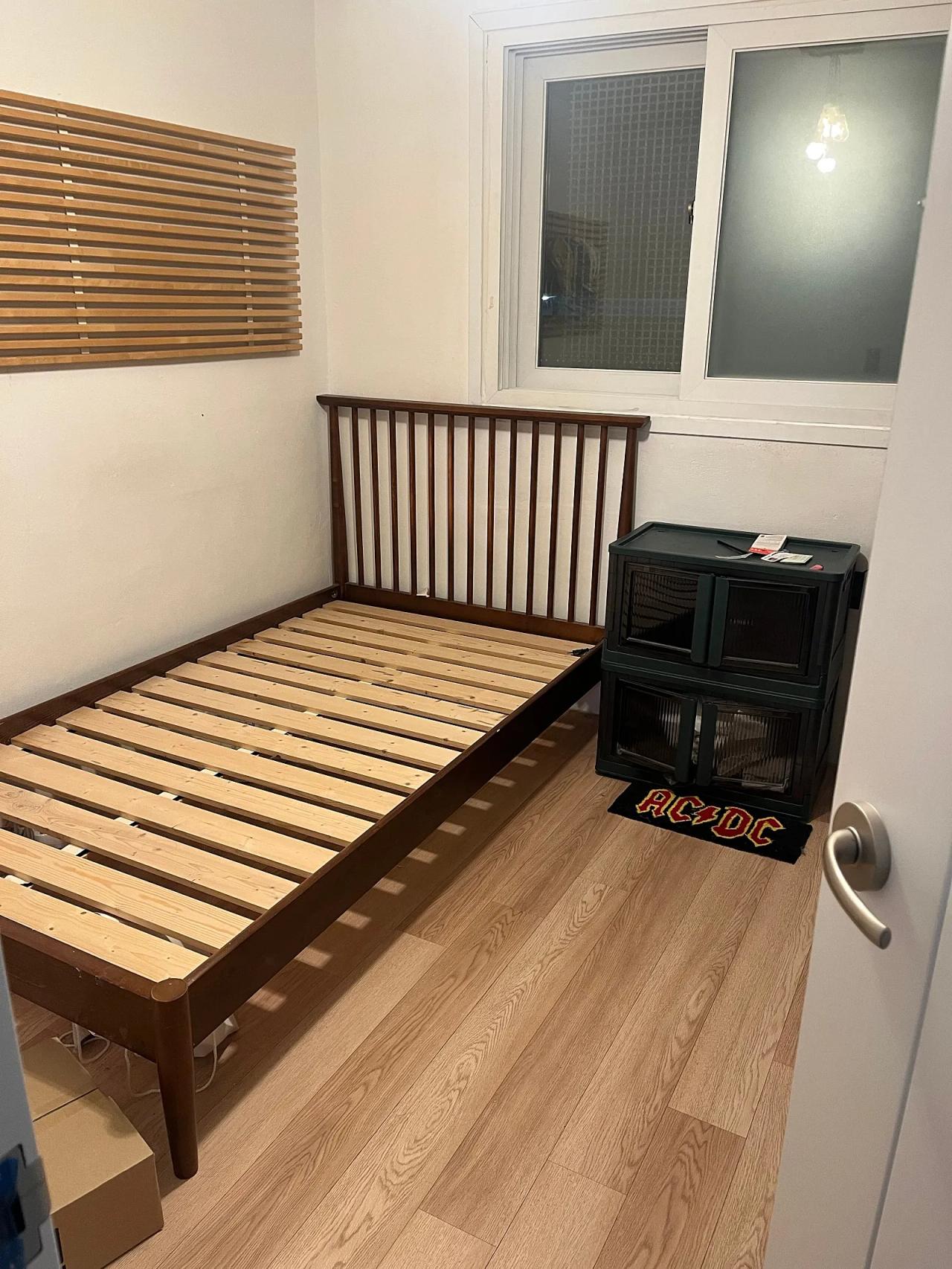 Room image 2