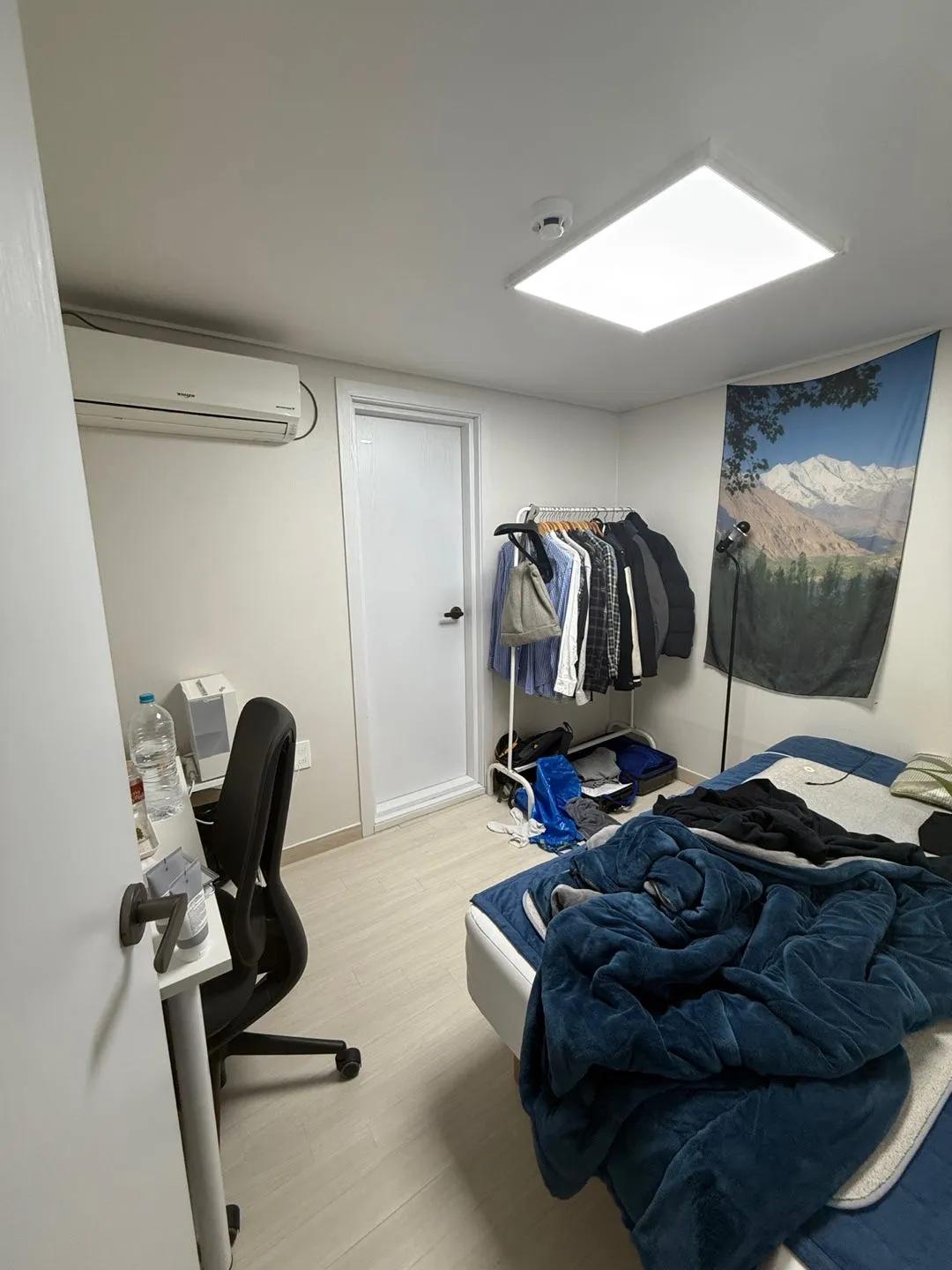 Room image 14