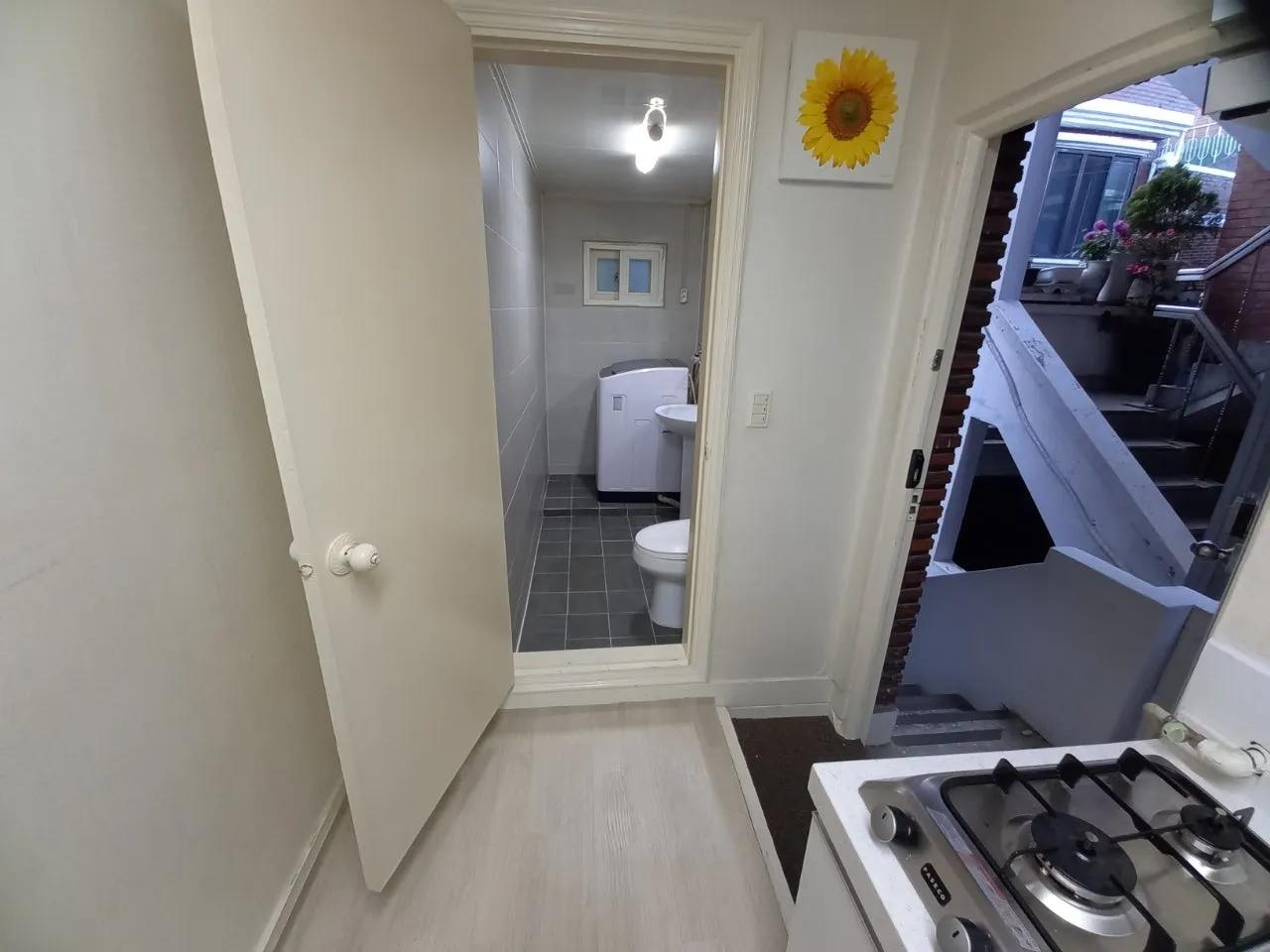 Room image 7