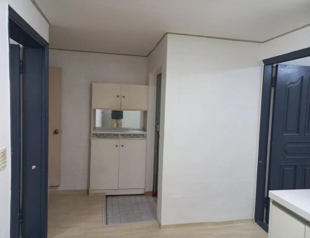 Room image 3