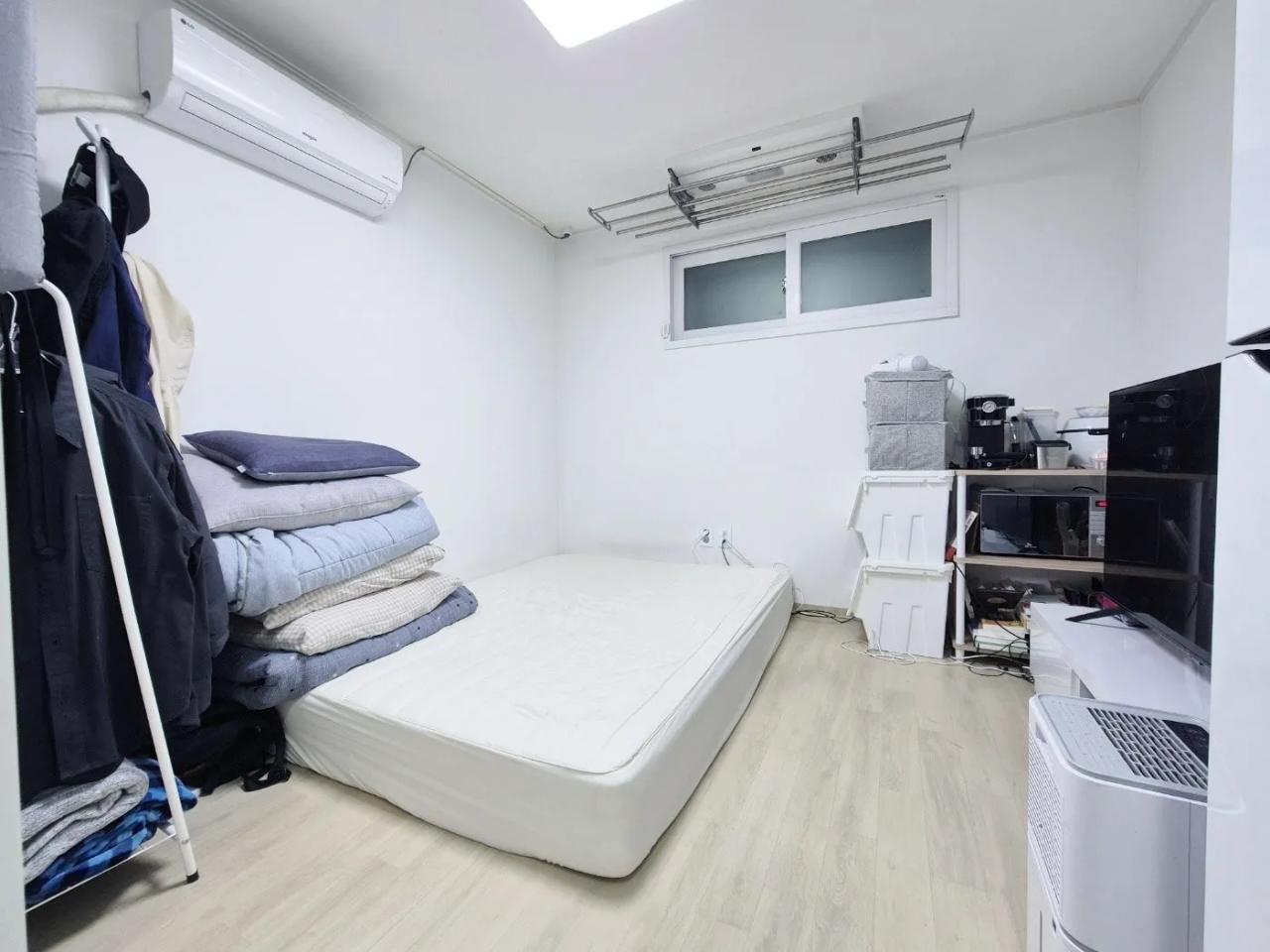Room image 2