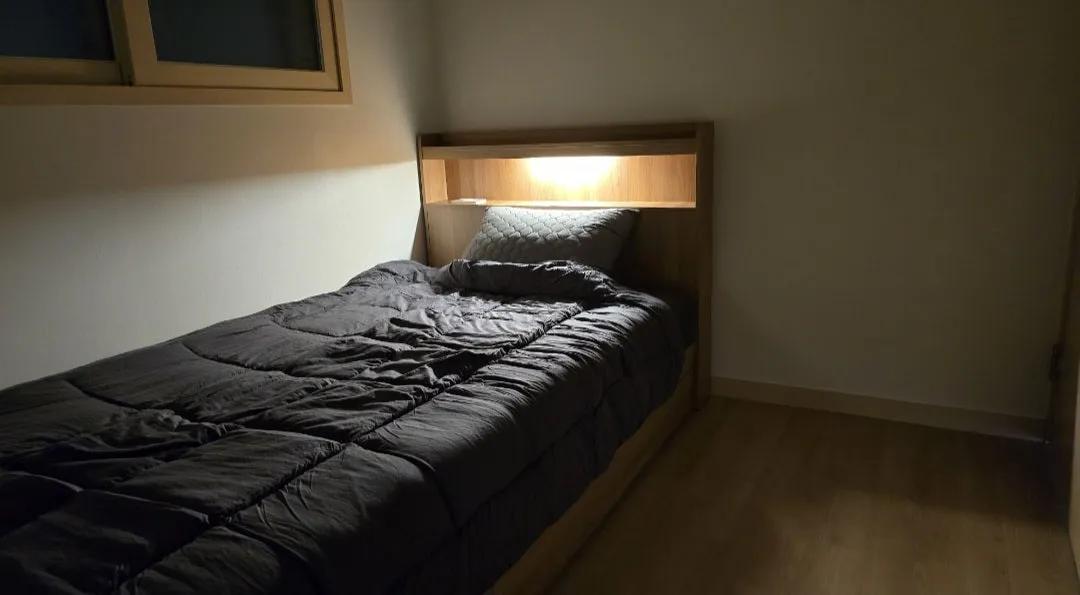 Room image 6