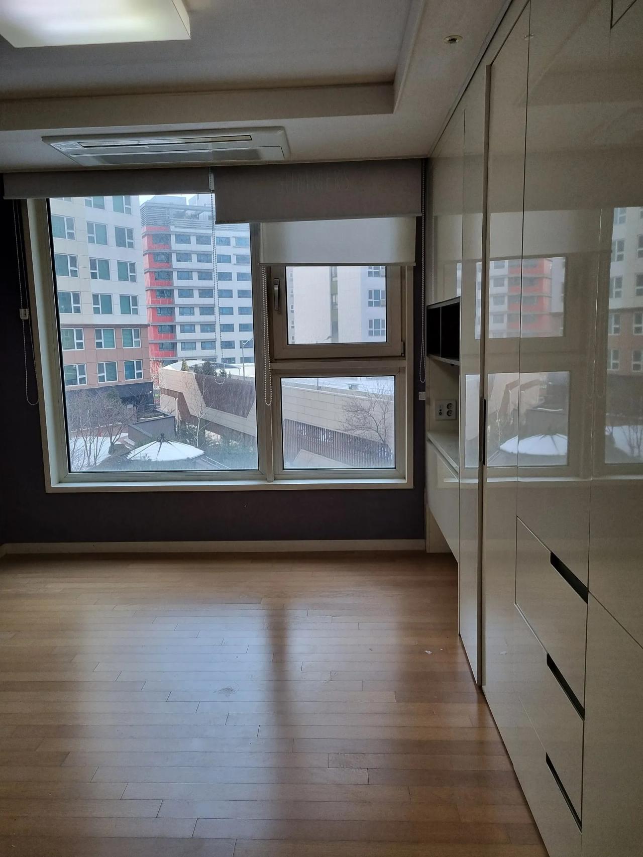 Room image 2