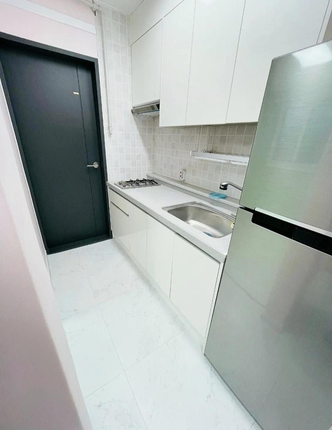 Room image 6